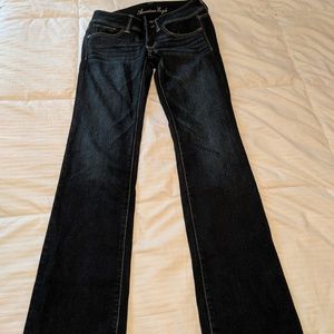 NWOT American Eagle slim boot cut jeans size 2